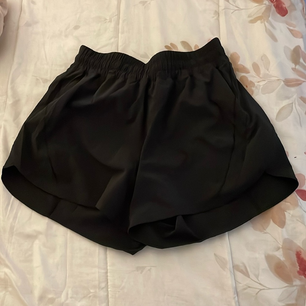 Lululemon track that high rise 5” short